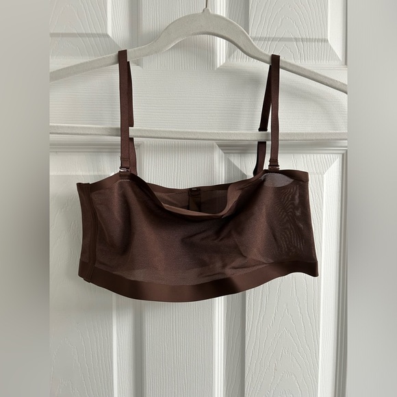 Skims Sheer Sculpt Bandeau and High-waisted Thong Set Size Medium - Picture 4 of 15